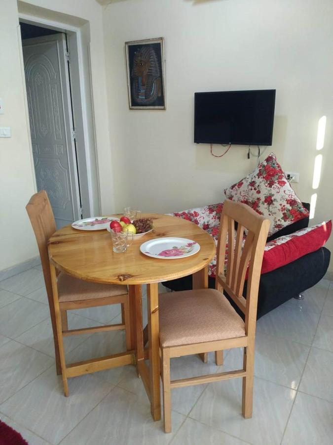 Adam Apartments 樂蜀 外观 照片